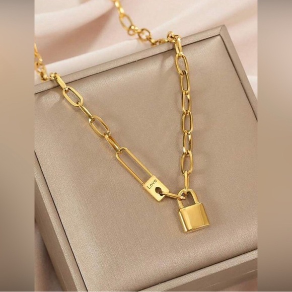 Gold Plated Stainless Steel Lock Pendant Necklace | Chunky Chain Statement - Picture 1 of 3